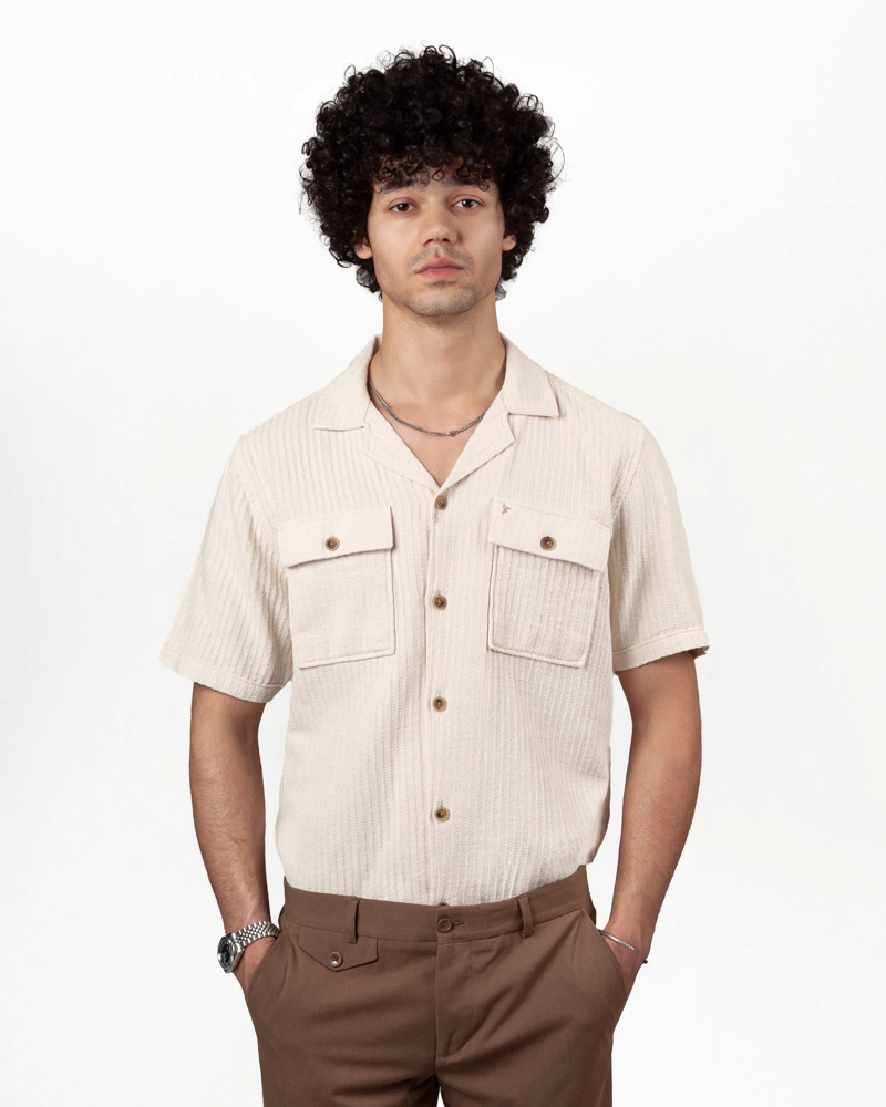 پیراهن آستین کوتاه درشت بافت یقه انگلیسی دو جیب پاکتی