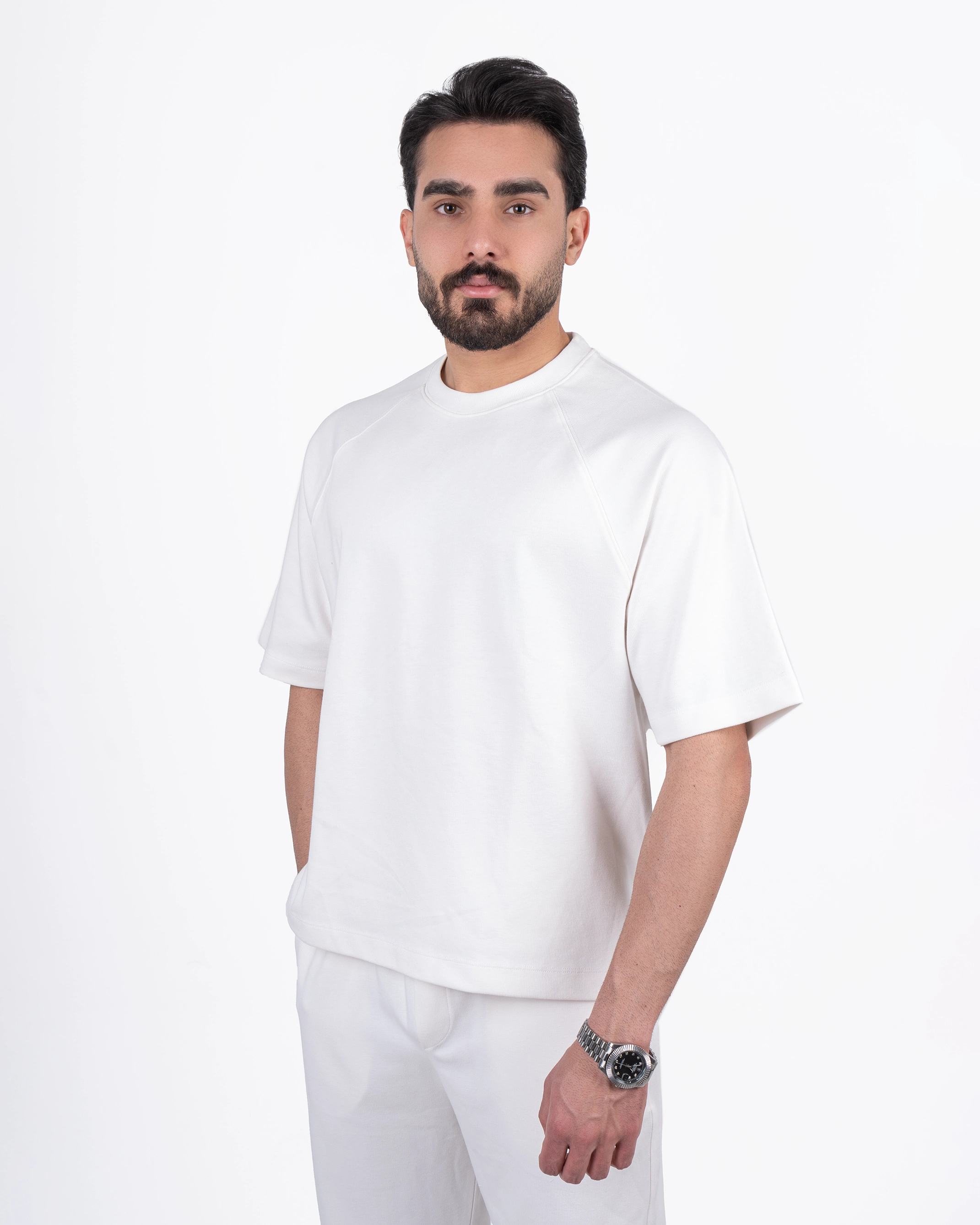 تیشرت آستین کوتاه یقه گرد رگلان تریکو