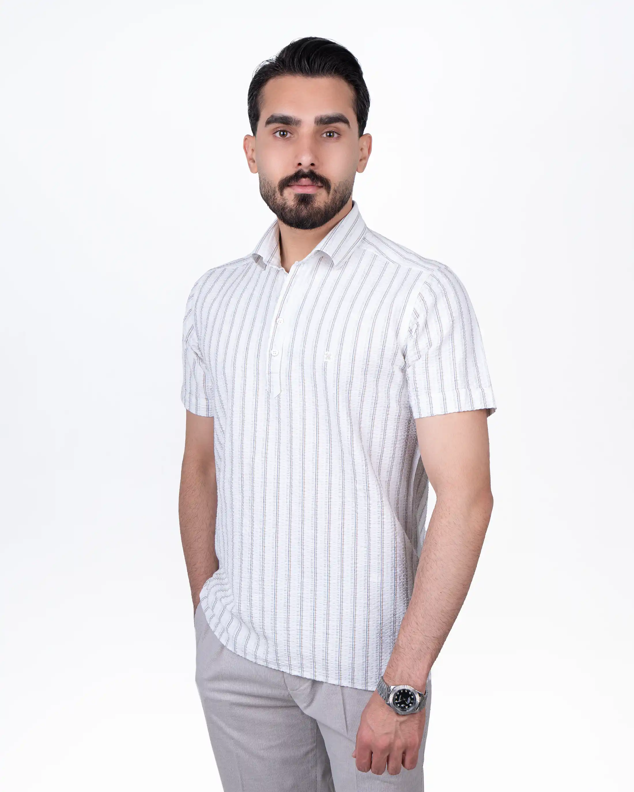 پیراهن آستین کوتاه لینن سه دکمه راه راه 